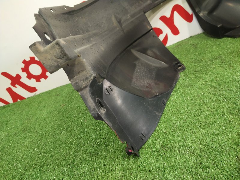 Подкрылок, 1500 рублей, Красноярск