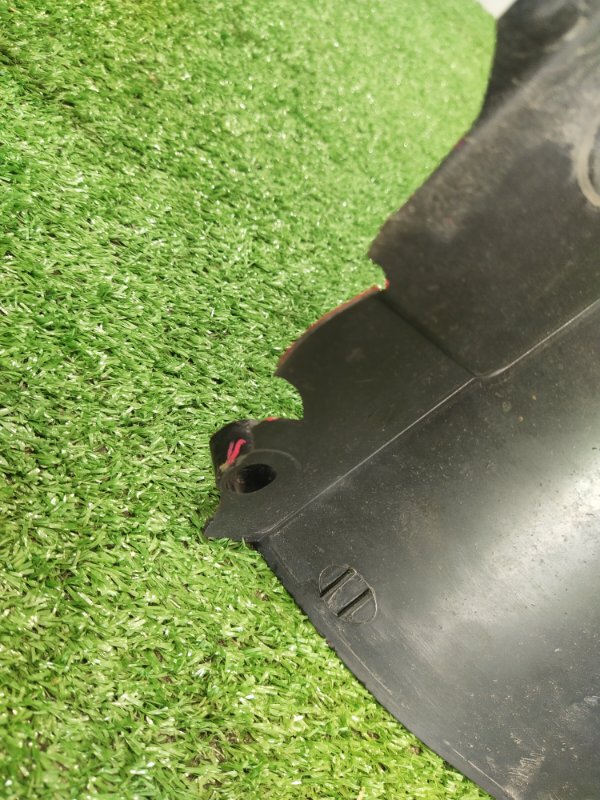 Подкрылок, 1500 рублей, Красноярск