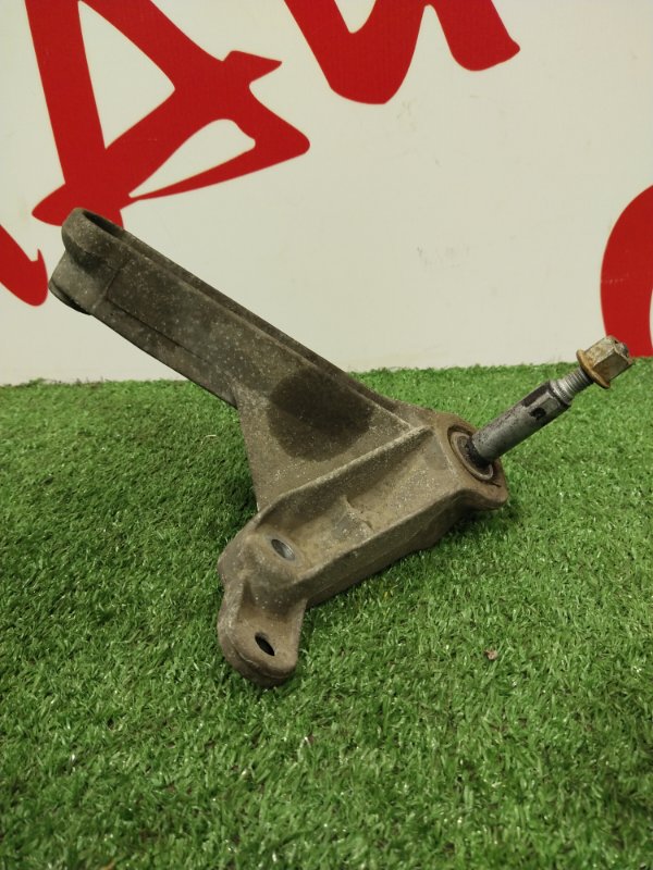 Кронштейн КПП, 1000 рублей, Красноярск