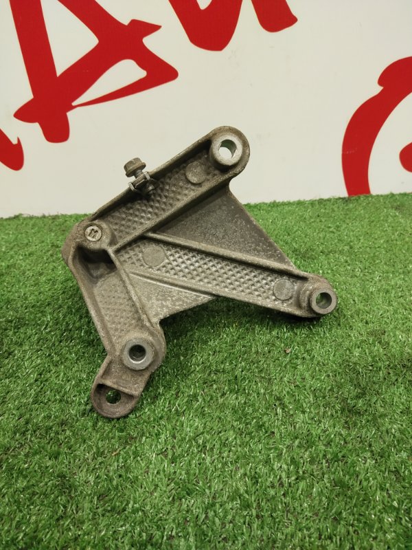 Кронштейн КПП, 1000 рублей, Красноярск