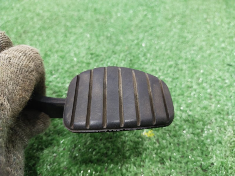 Педаль тормоза, 500 рублей, Красноярск