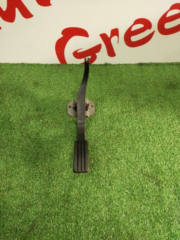 Педаль газа, 500 рублей, Красноярск