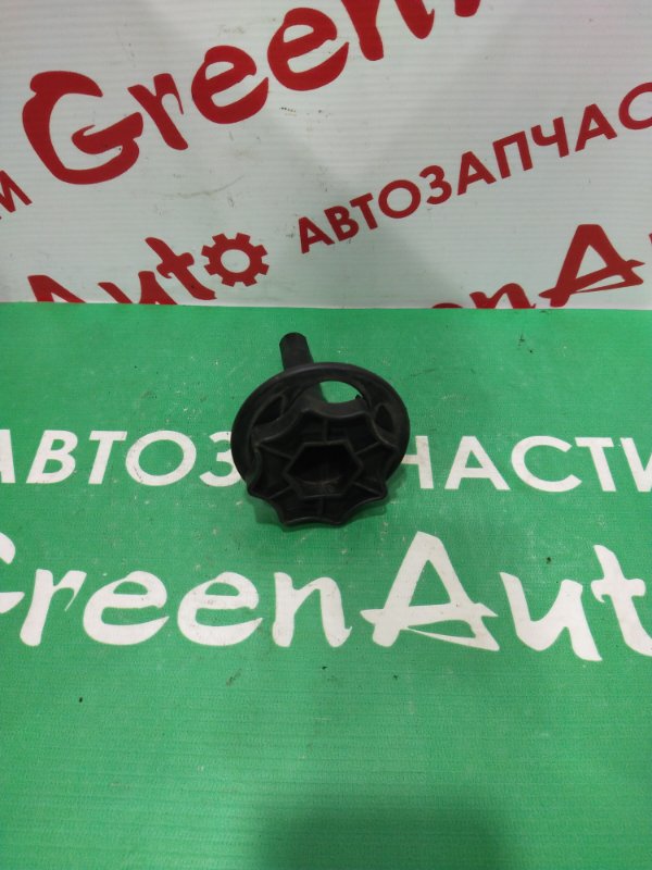 Болт крепления запасного колеса, 500 рублей, Красноярск