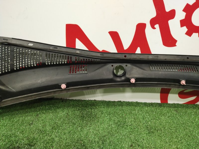 Решетка под лобовое стекло, 300 рублей, Красноярск