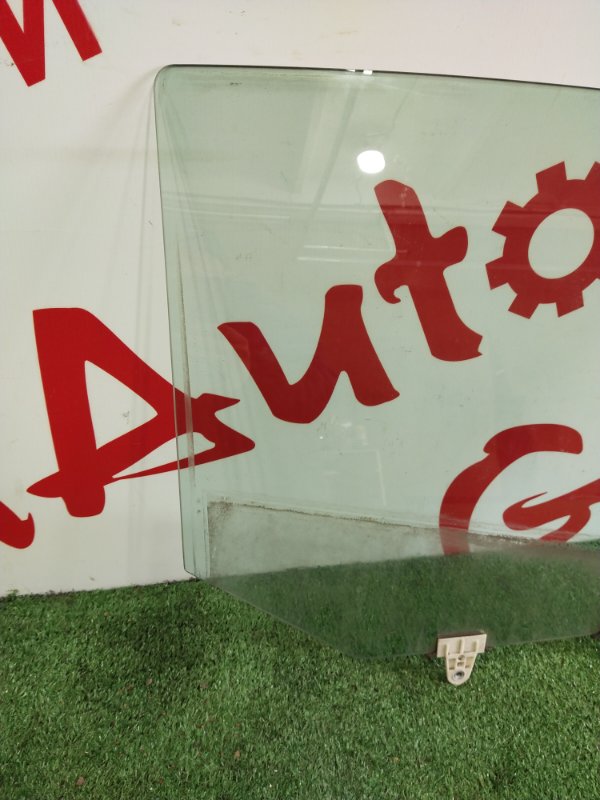 Стекло боковое, 2000 рублей, Красноярск