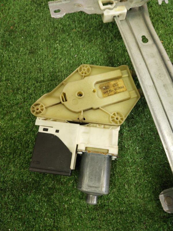 Стеклоподъемник, 1000 рублей, Красноярск