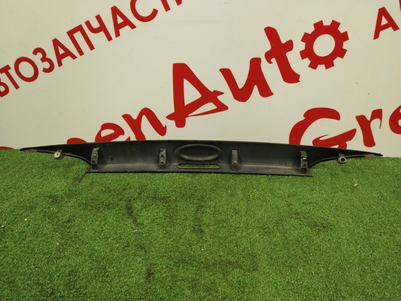 Накладка крышки багажника, 2000 рублей, Красноярск