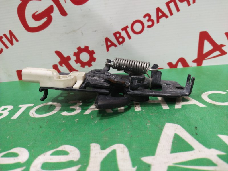 Замок капота, 1000 рублей, Красноярск