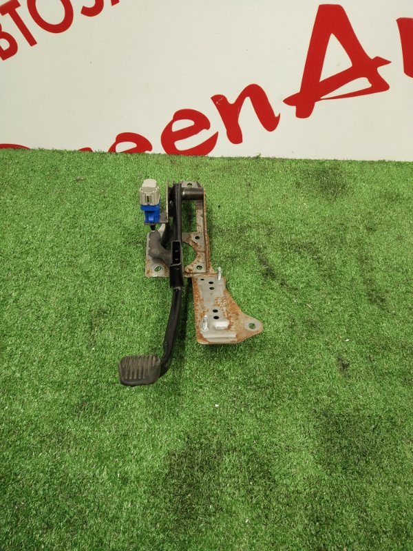 Педаль тормоза, 800 рублей, Красноярск