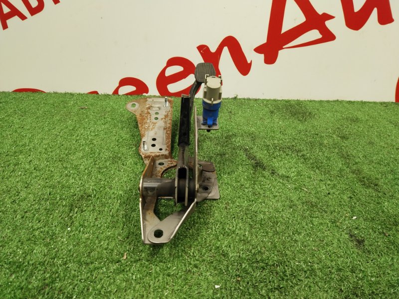 Педаль тормоза, 800 рублей, Красноярск