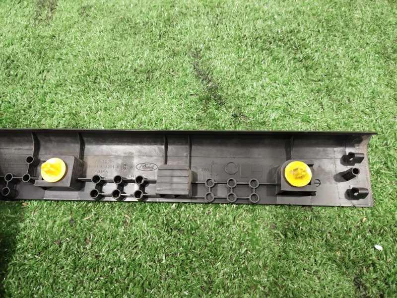 Накладка на порог салона, 300 рублей, Красноярск