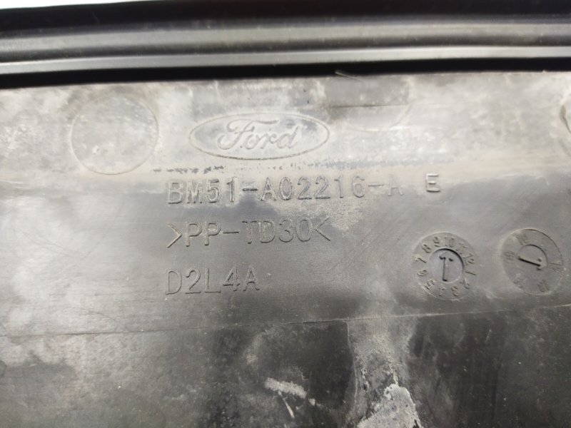 Решетка под лобовое стекло, 2000 рублей, Красноярск