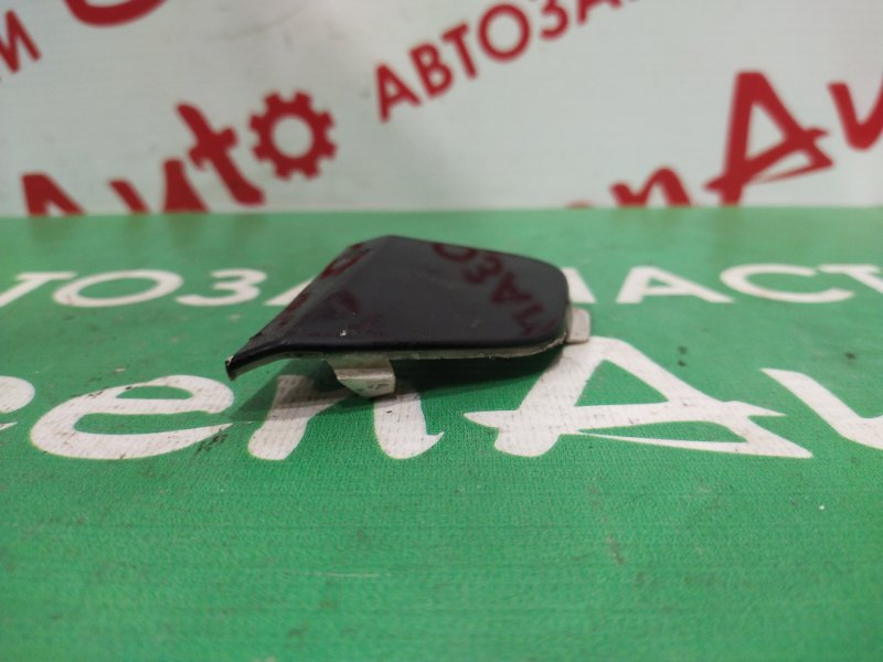 Заглушка буксировочного крюка, 500 рублей, Красноярск