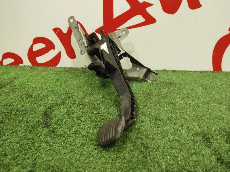 Педаль сцепления, 1000 рублей, Красноярск