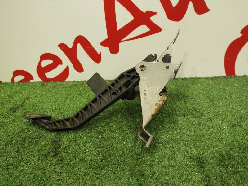 Педаль сцепления, 1000 рублей, Красноярск