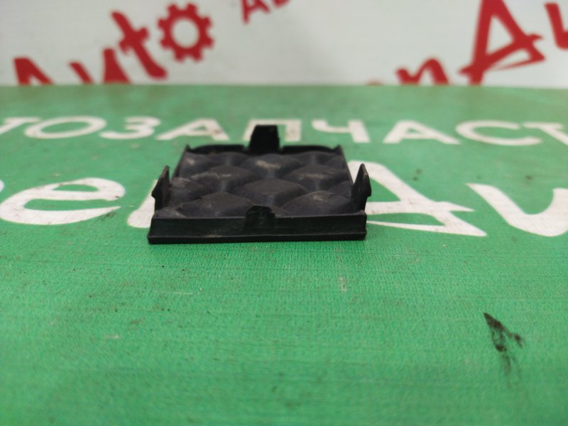 Заглушка буксировочного крюка, 100 рублей, Красноярск