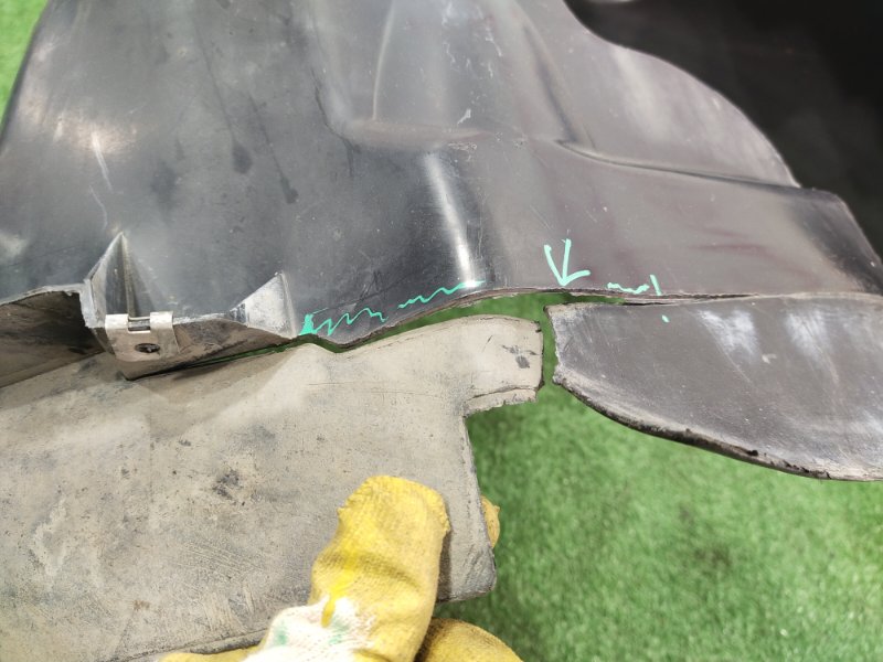 Подкрылок, 600 рублей, Красноярск