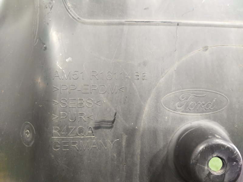 Подкрылок, 600 рублей, Красноярск