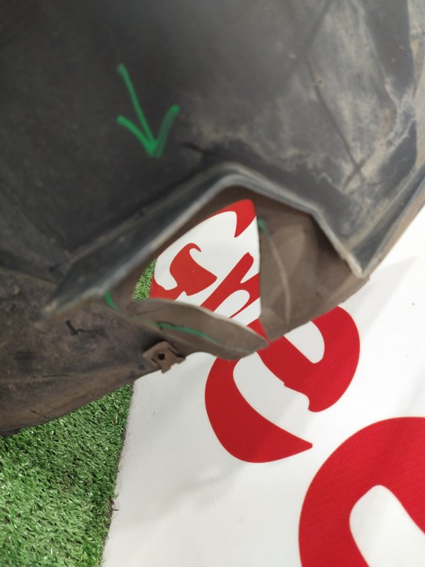 Подкрылок, 600 рублей, Красноярск