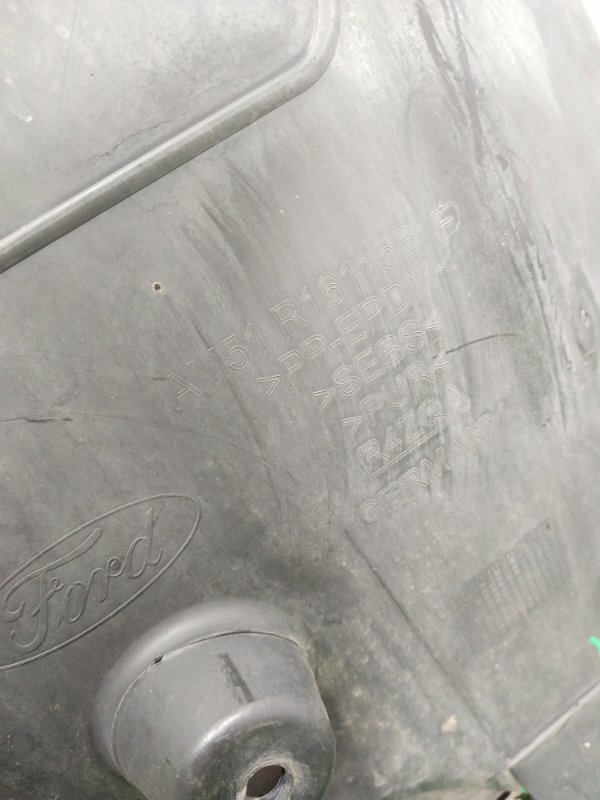 Подкрылок, 600 рублей, Красноярск