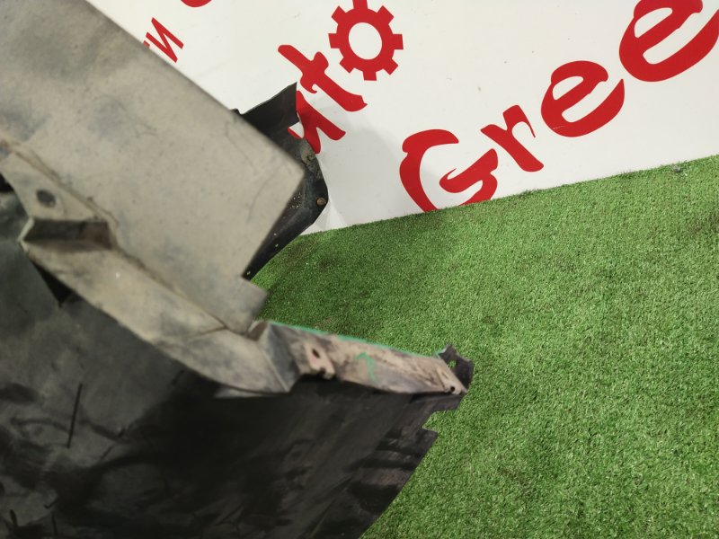 Подкрылок, 600 рублей, Красноярск