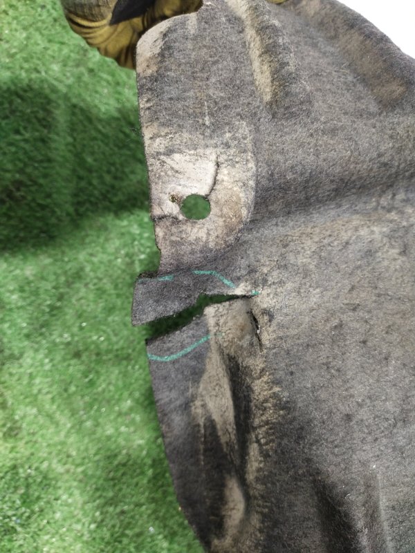 Подкрылок, 400 рублей, Красноярск