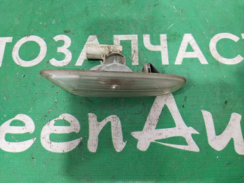 Повторитель поворота в крыло, 300 рублей, Красноярск