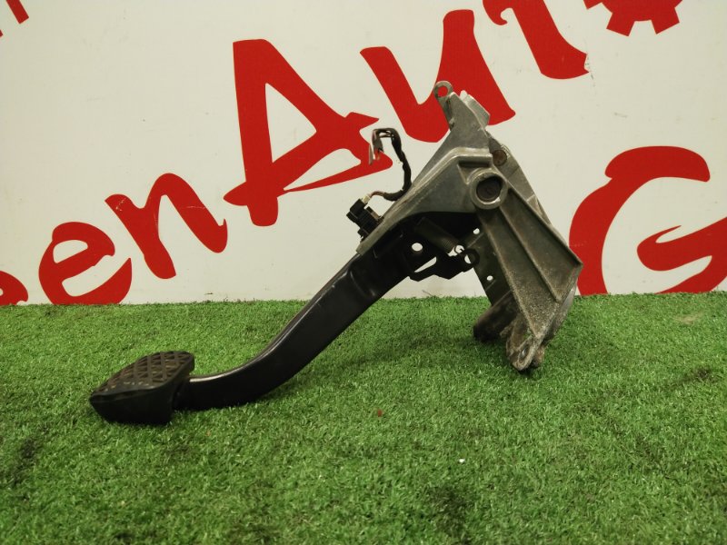 Педаль тормоза, 1500 рублей, Красноярск