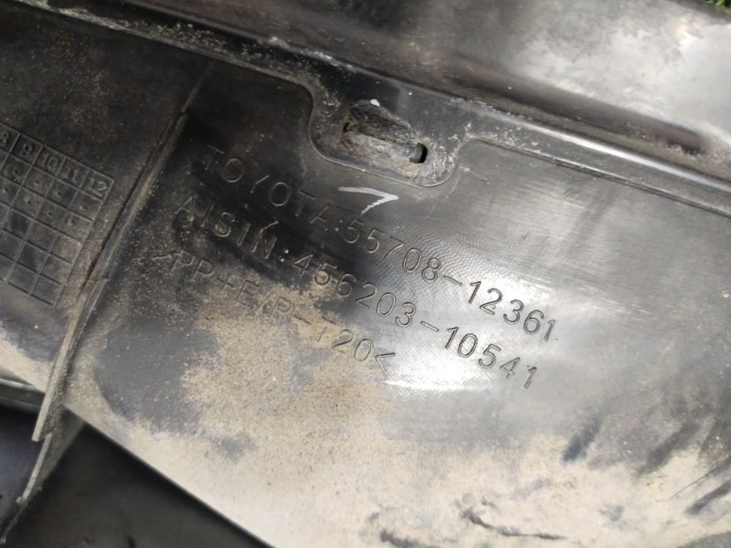 Решетка под лобовое стекло, 300 рублей, Красноярск