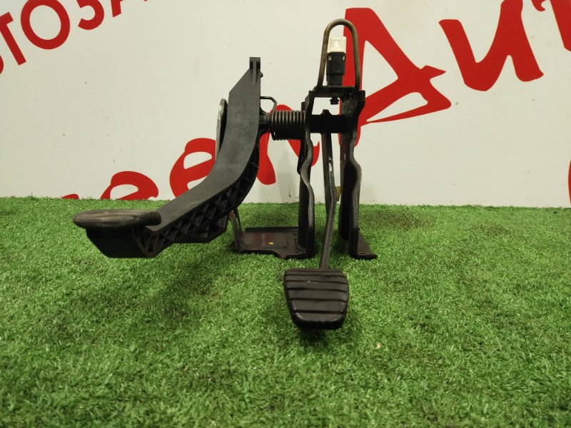 Блок педалей, 1000 рублей, Красноярск