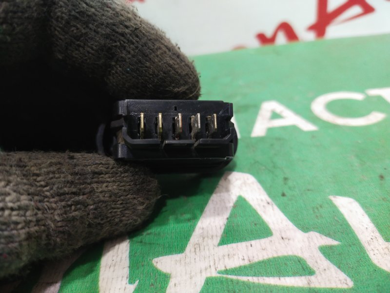 Кнопка стеклоподъемника, 300 рублей, Красноярск