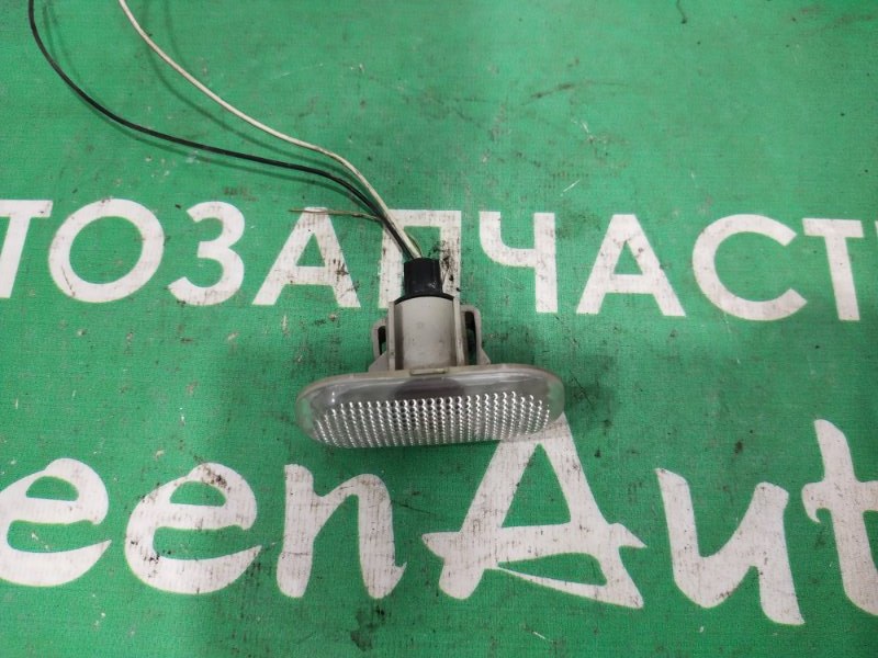 Повторитель поворота в крыло, 200 рублей, Красноярск