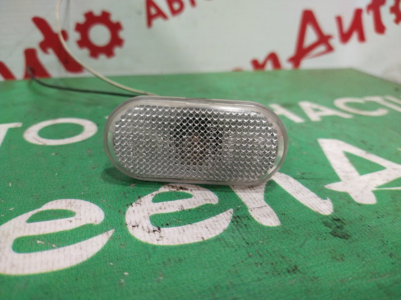 Повторитель поворота в крыло, 200 рублей, Красноярск