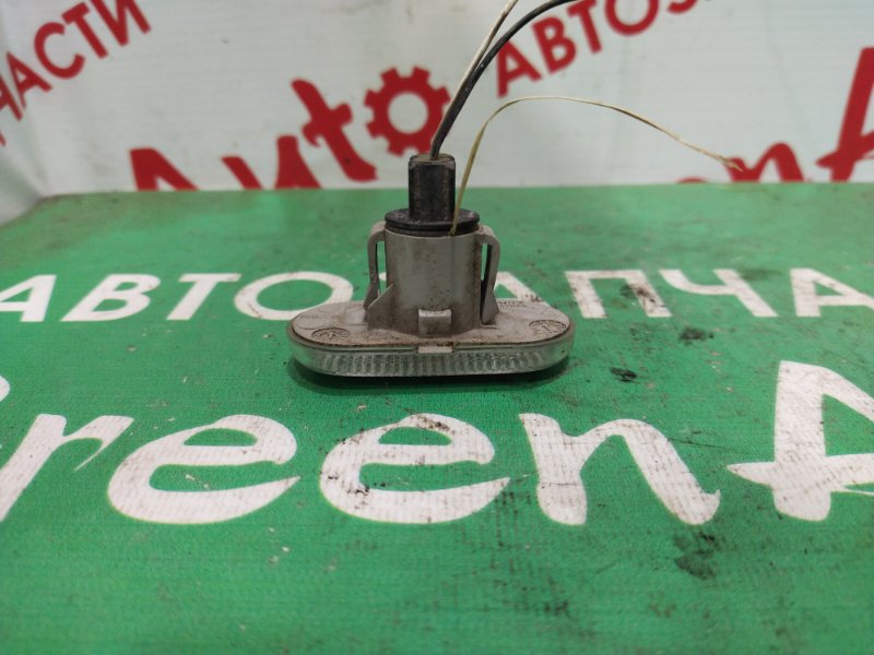 Повторитель поворота в крыло, 200 рублей, Красноярск