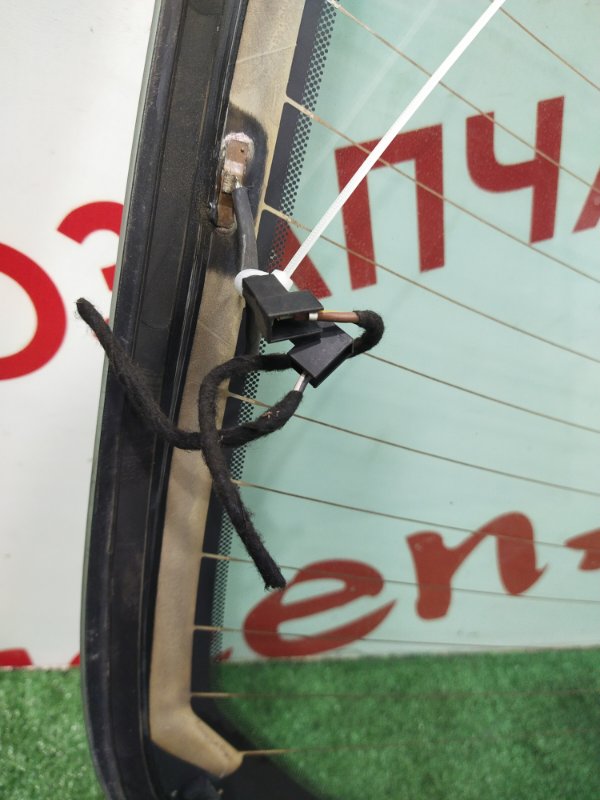 Стекло заднее, 3000 рублей, Красноярск