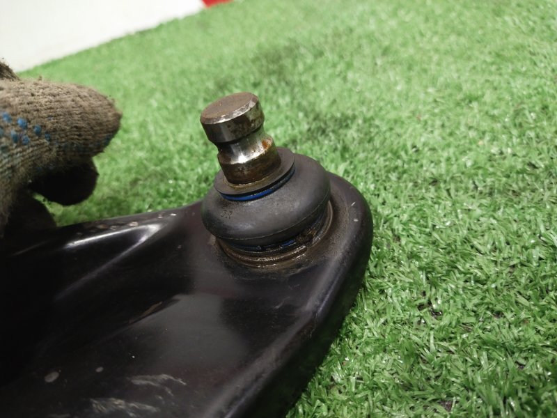 Рычаг подвески нижний, 1000 рублей, Красноярск