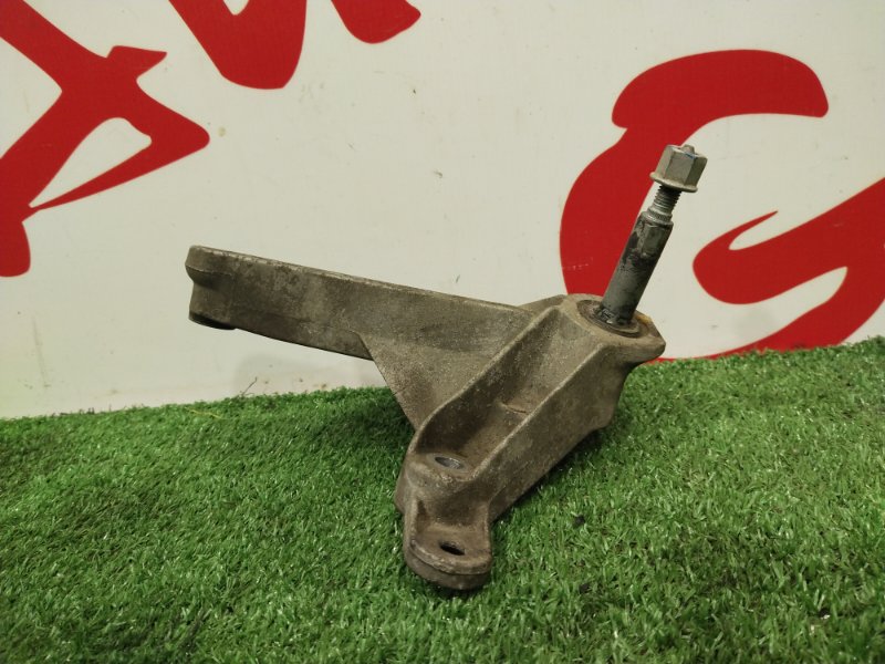 Кронштейн КПП, 500 рублей, Красноярск