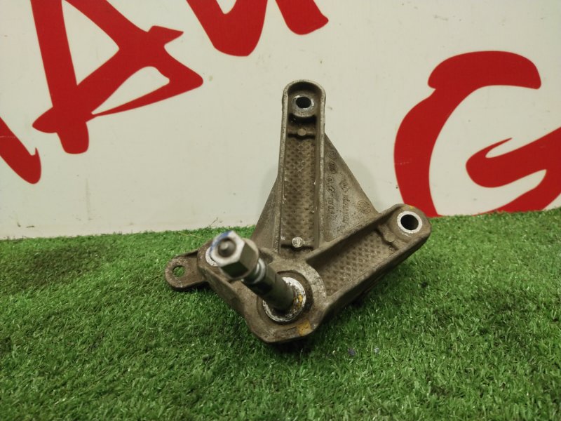 Кронштейн КПП, 500 рублей, Красноярск