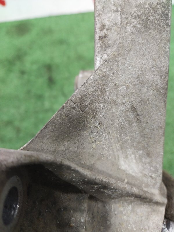 Кронштейн КПП, 500 рублей, Красноярск