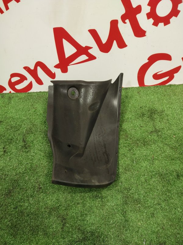 Подкрылок, 400 рублей, Красноярск