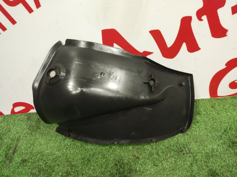 Подкрылок, 400 рублей, Красноярск