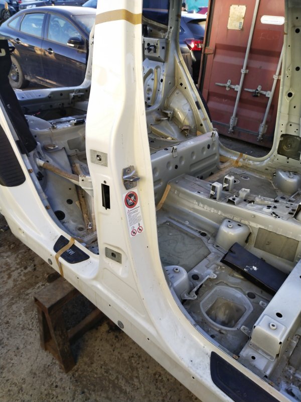 Стойка кузова, 10000 рублей, Красноярск