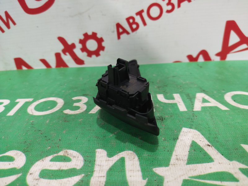 Кнопка центрального замка, 1000 рублей, Красноярск