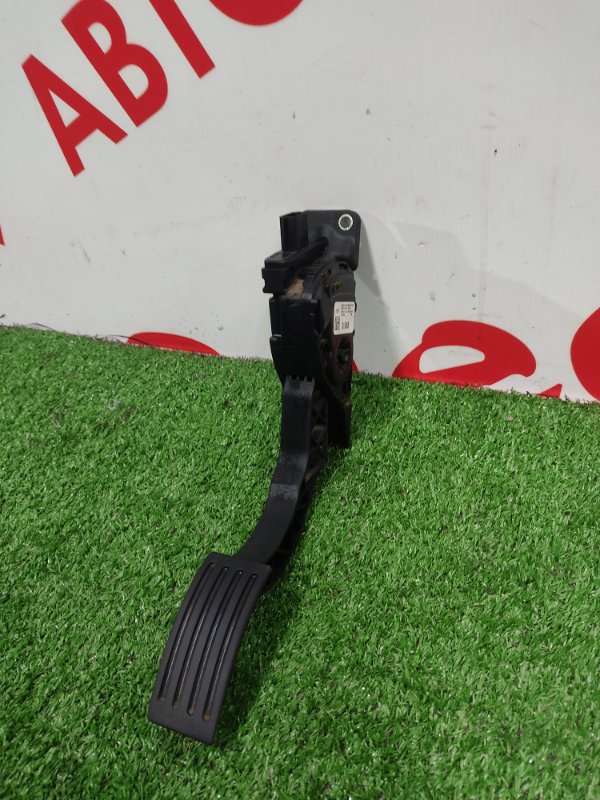 Педаль газа, 1000 рублей, Красноярск