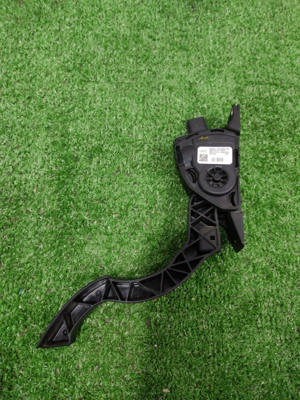 Педаль газа, 1000 рублей, Красноярск