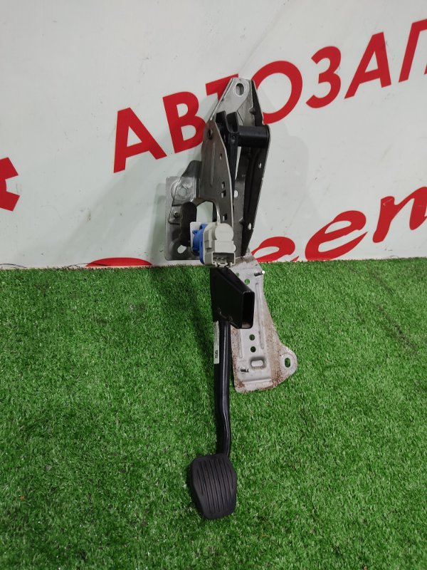 Педаль тормоза, 800 рублей, Красноярск