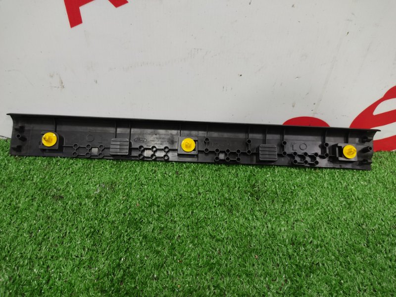 Накладка на порог салона, 300 рублей, Красноярск