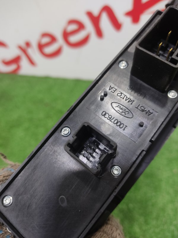 Блок управления стеклоподъемниками, 2000 рублей, Красноярск