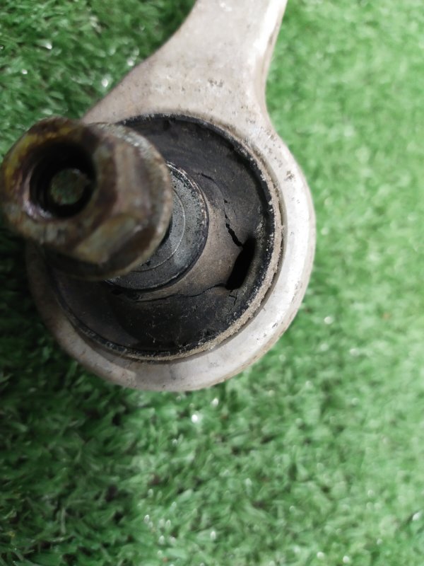 Рычаг подвески верхний, 400 рублей, Красноярск