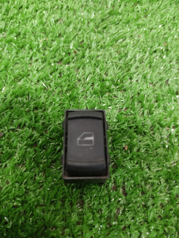 Кнопка стеклоподъемника, 200 рублей, Красноярск